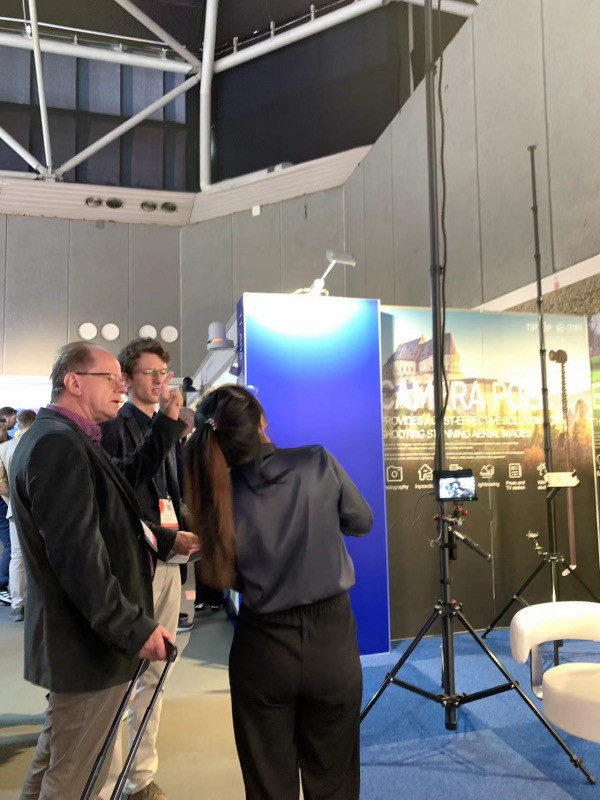 Xinbo Carbon Fiber Camera Pole at IBC show 3